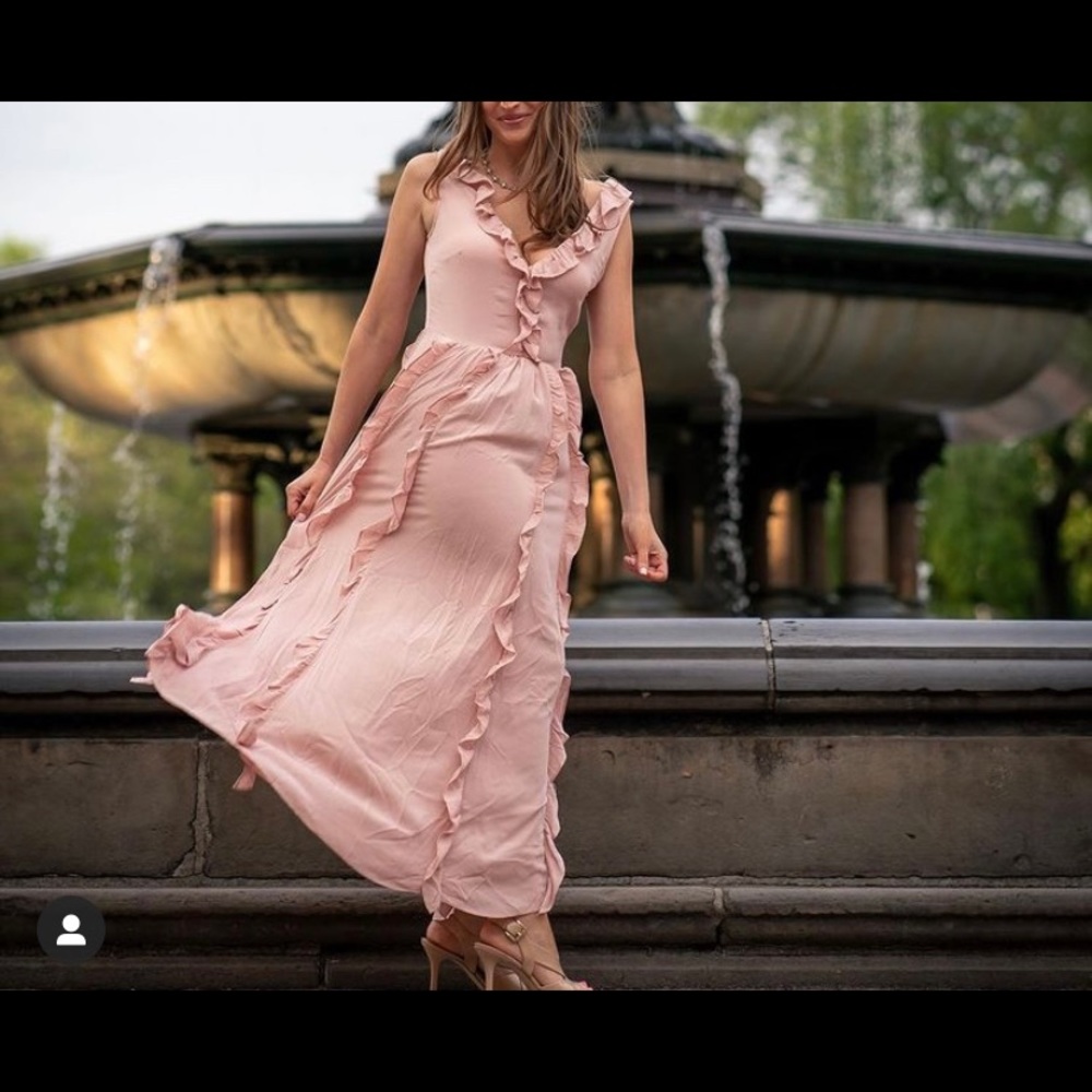Size 6 pink maxi dress from H&M